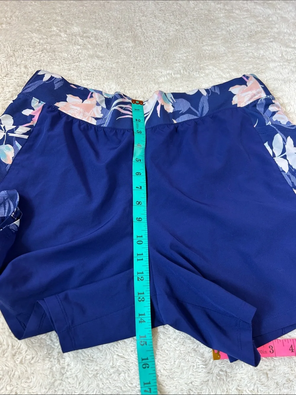 Tek Gear blue and floral athletic  shorts XL‎